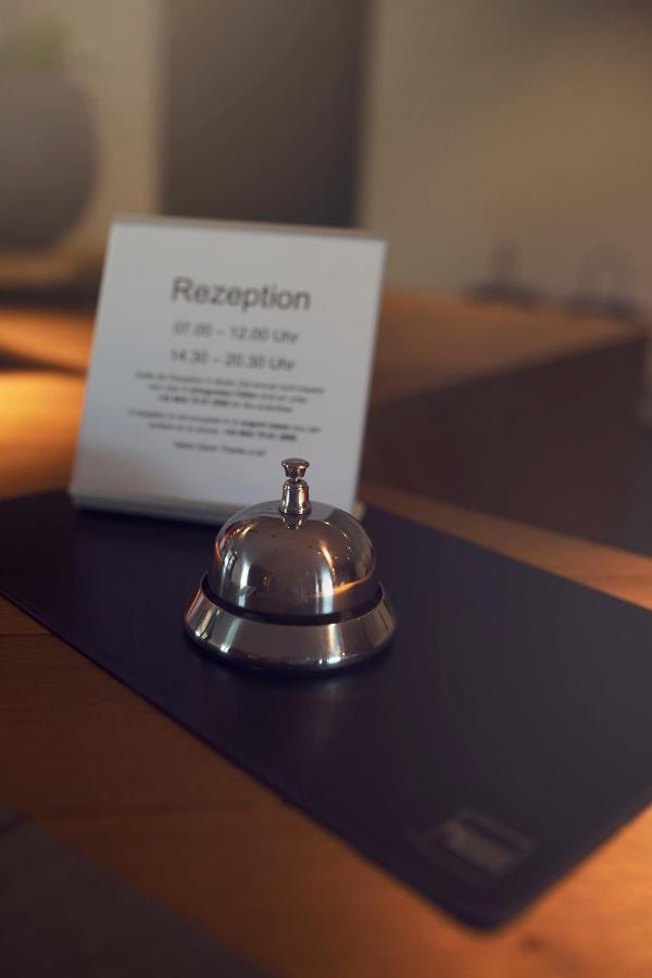 Hotel Das Essigmanngut Anif Bagian luar foto