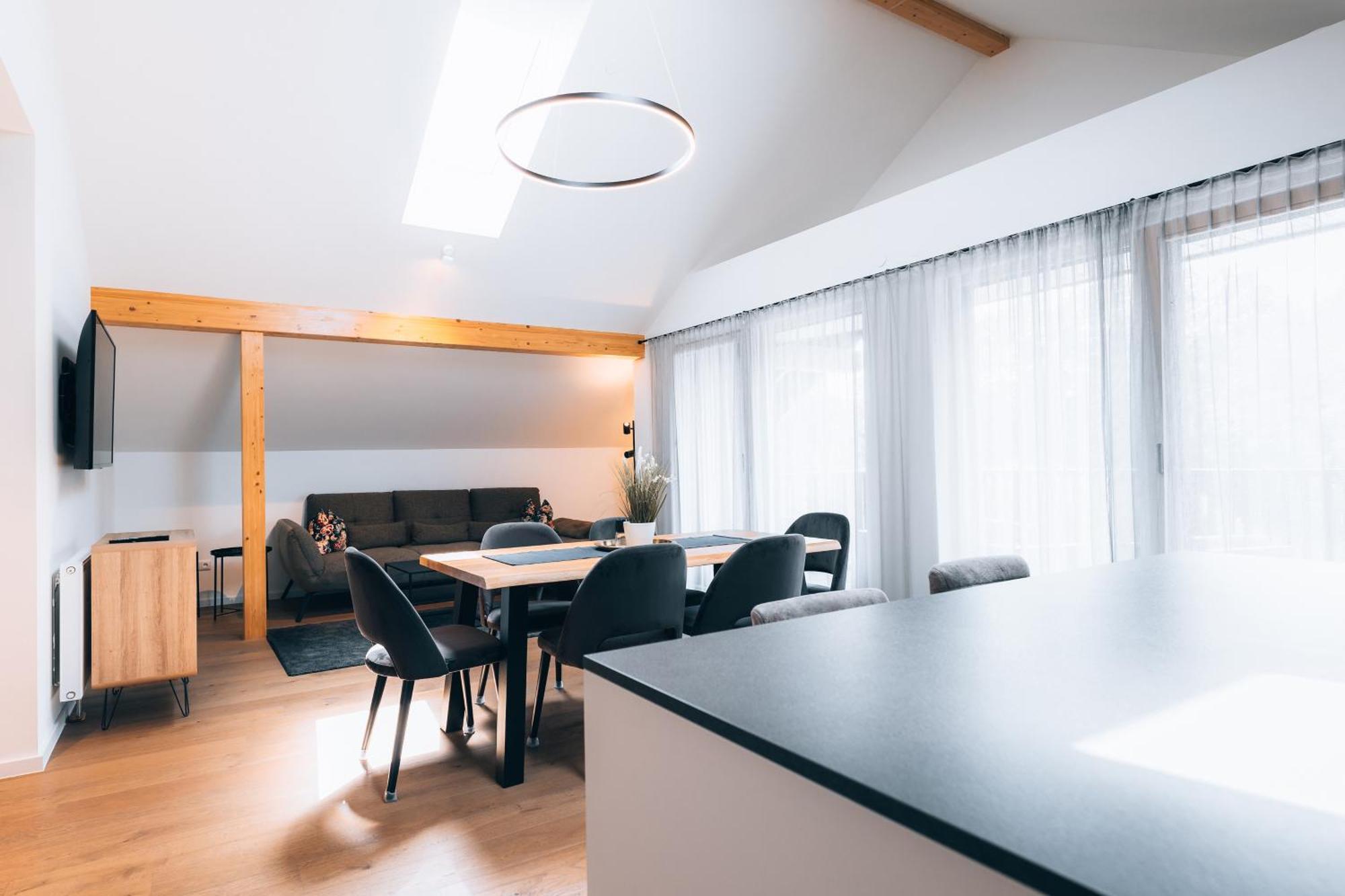 Hotel Das Essigmanngut Anif Bagian luar foto